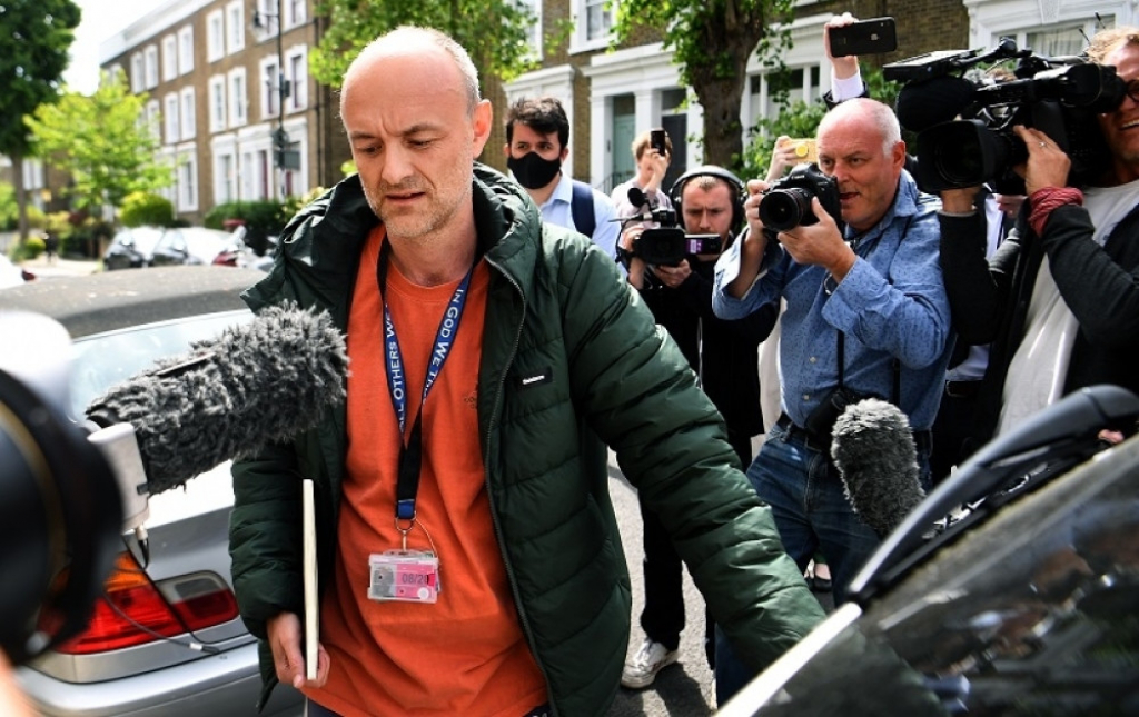 Boris Džonson, Dominik Kamings