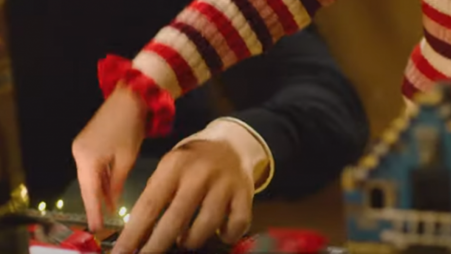 Aleksandar Vučić i devojčica