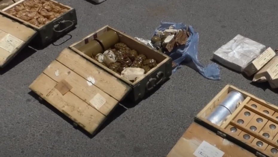 Pronađena ogromna količina američkog oružja i municije u Siriji