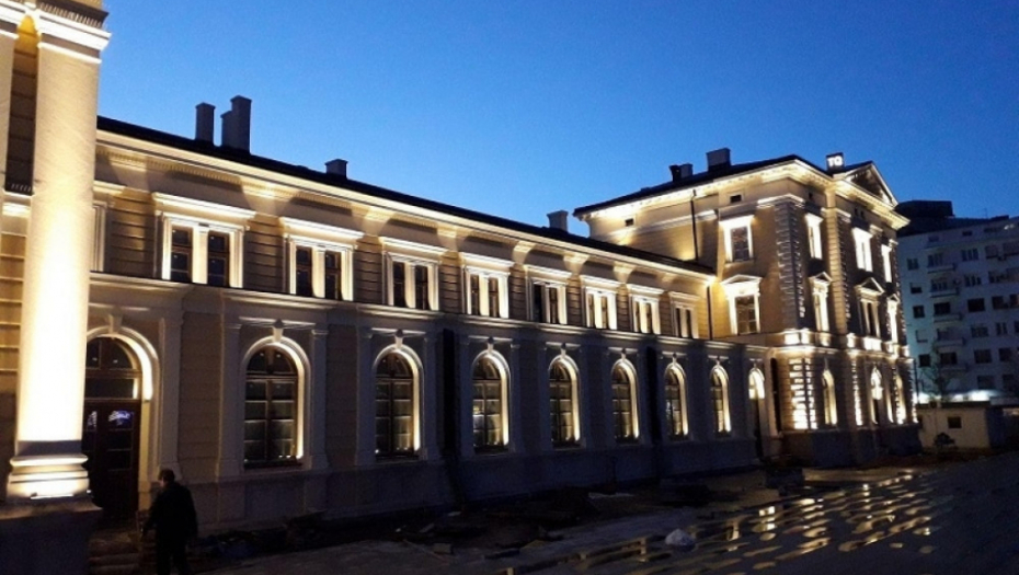 Rasveta na zgradi bivše Železničke stanice