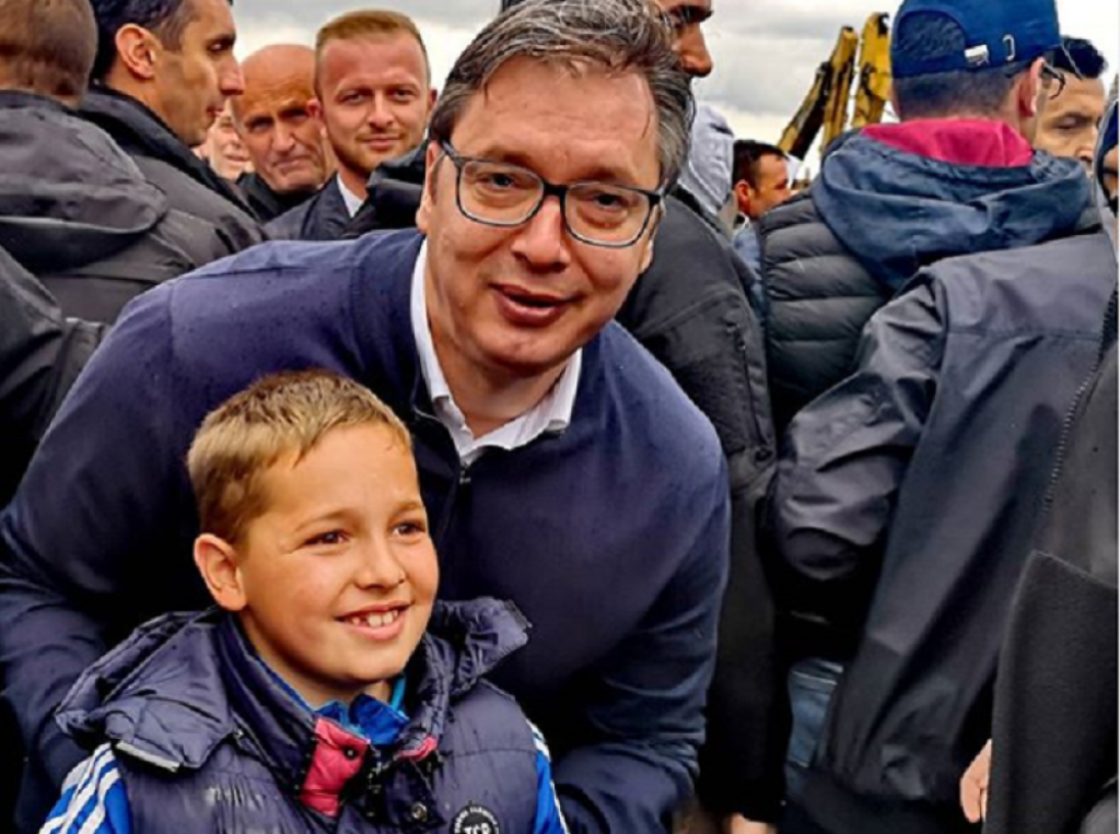 Aleksandar Vučić i dečak Orhan