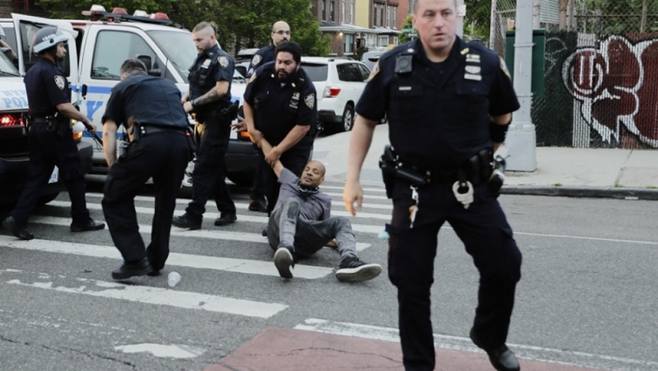 Bruklin, protesti, policija