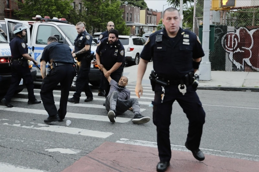 Bruklin, protesti, policija