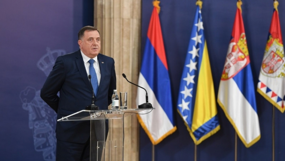 Milorad Dodik, Aleksandar Vučić