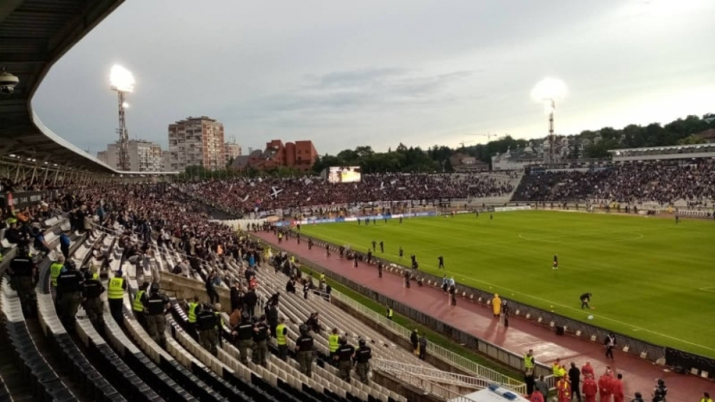 Stadion Partizana, navijači