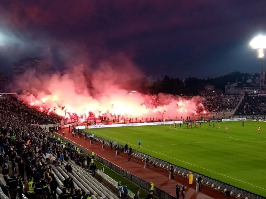 Bakljada, Stadion Partizana, navijači