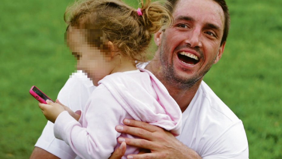  Viktor Troicki sa suprugom i ćerkom