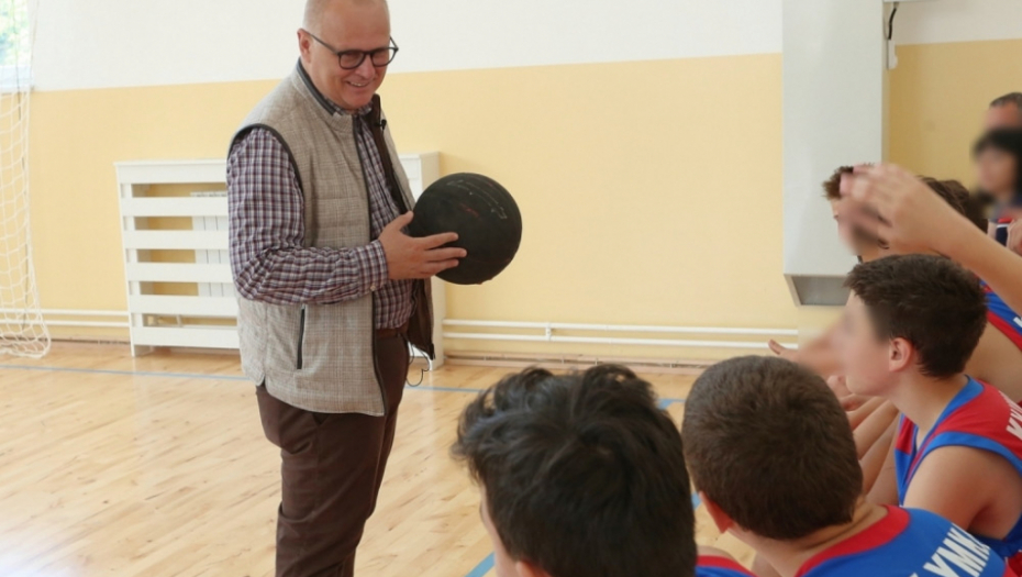 Nova fiskulturna sala