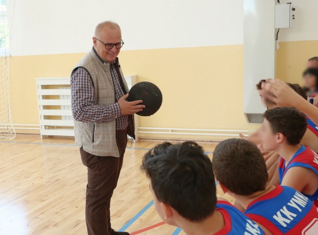 Nova fiskulturna sala