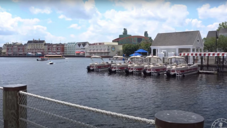 Jaht klub u Diznilendu