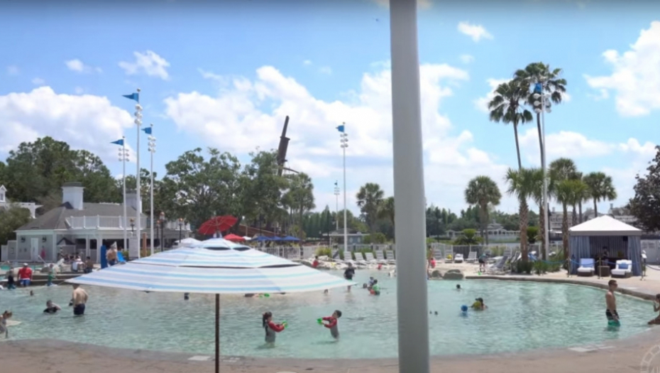 Jaht klub u Diznilendu