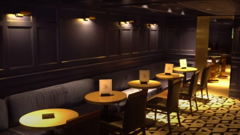 Jaht klub u Diznilendu