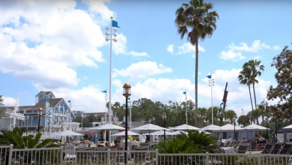 Jaht klub u Diznilendu