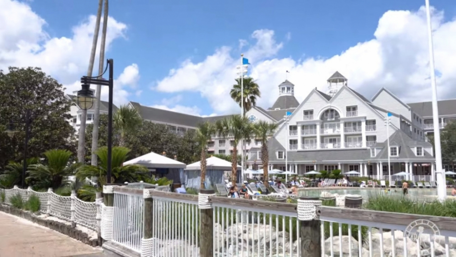 Jaht klub u Diznilendu