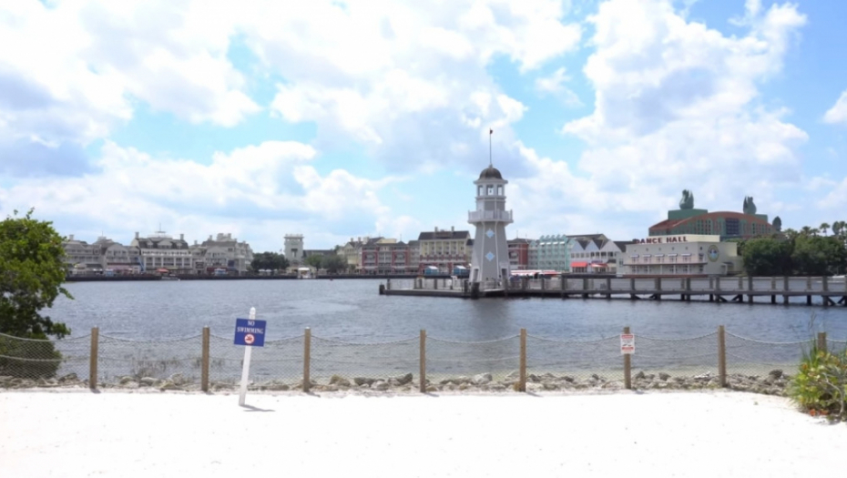 Jaht klub u Diznilendu