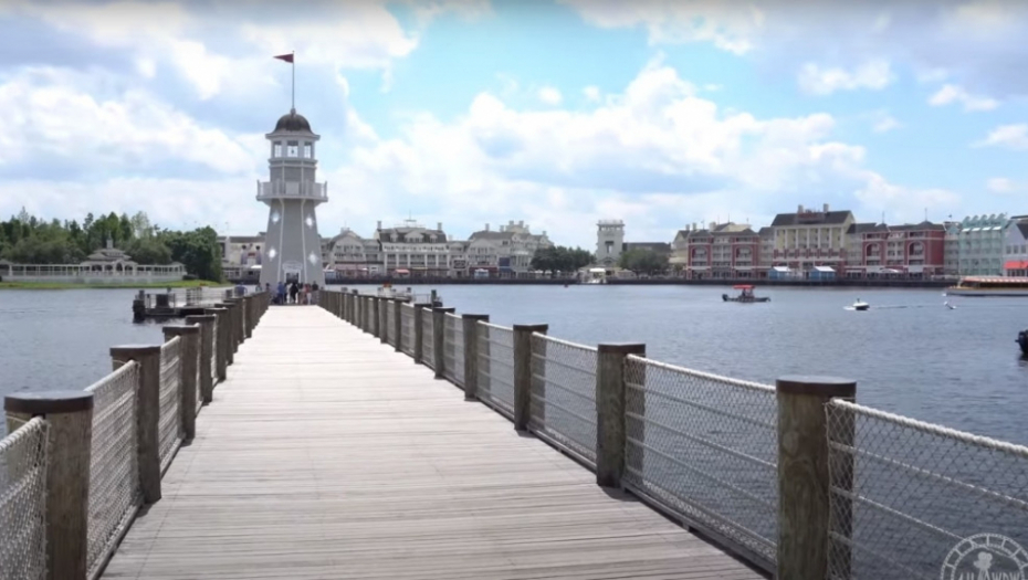 Jaht klub u Diznilendu