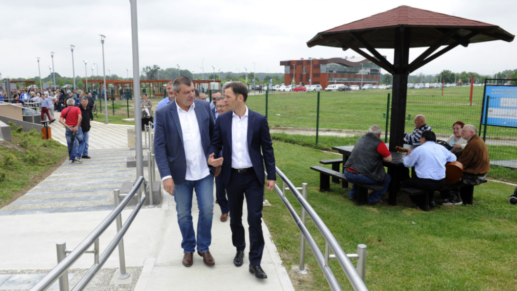 Siniša Mali na otvaranju banjskog kupališta