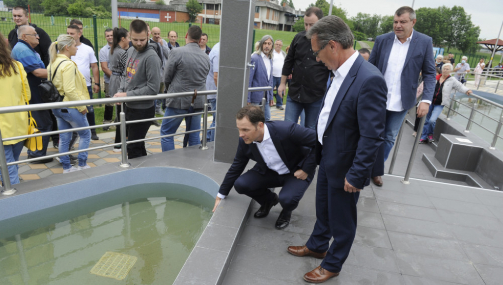 Siniša Mali na otvaranju banjskog kupališta