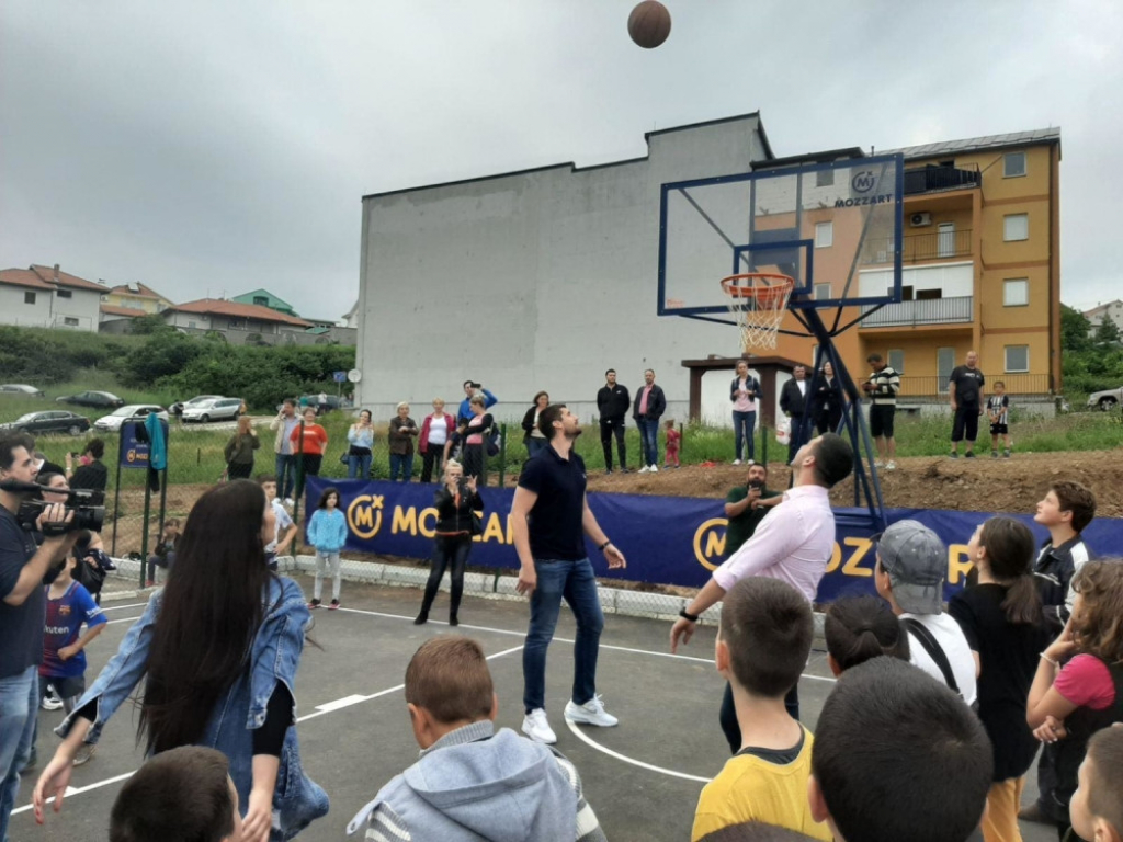 Otvoren teren za basket na Zvezdari