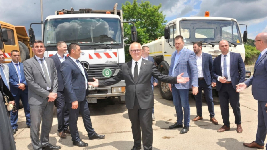 Gradska čistoća iz Beograda donirala vozila 