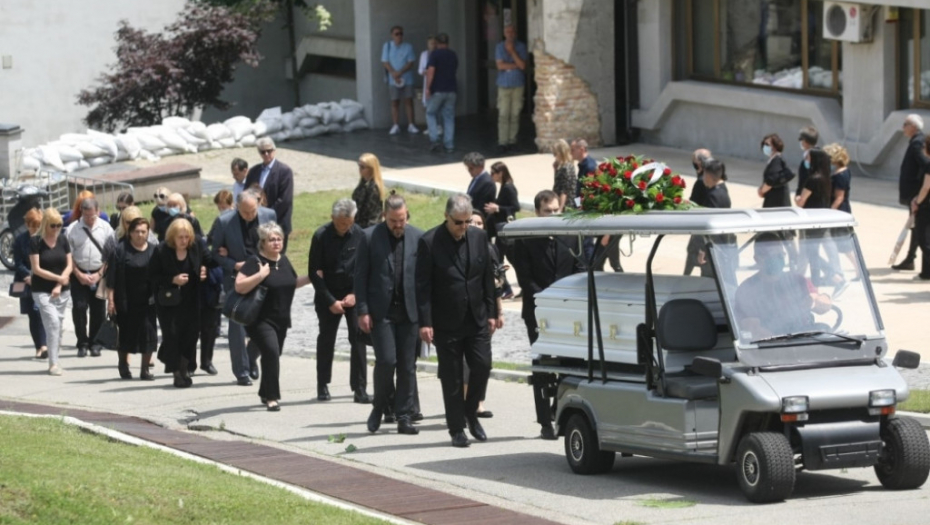 Sahrana Violete Ašanin