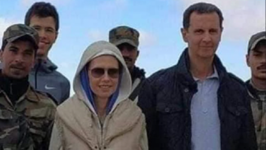 Asma i Bašar al Asad sa sirijskim vojnicima