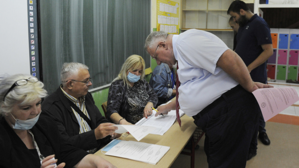 Vojislav &Scaron;e&scaron;elj