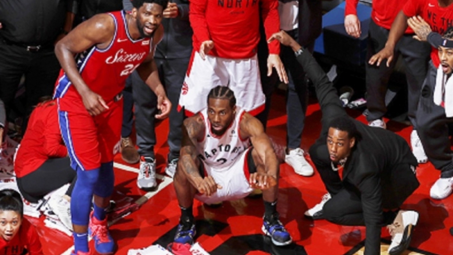 Džordž Lojd pored Kavaja Lenarda