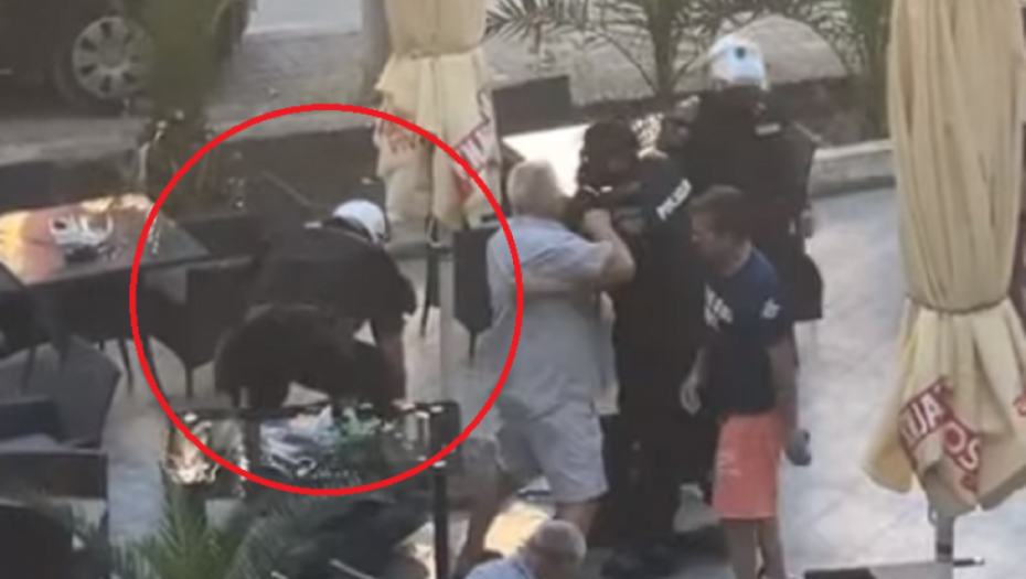 Iživljavanje Milove policije u Budvi