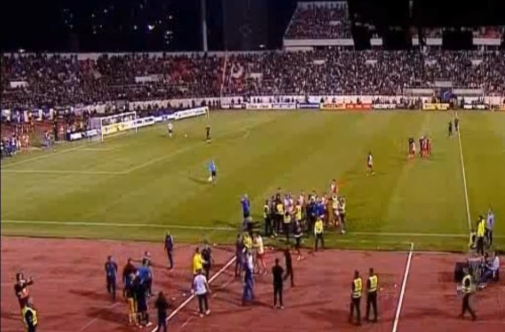 Koškanje igrača Vojvodine i Partizana