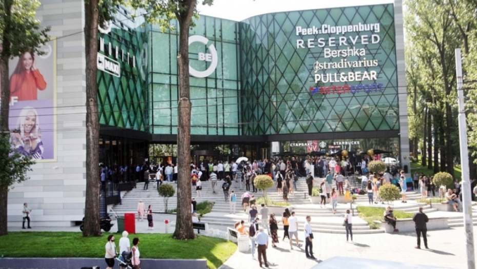 Vesić otvorio tržni centar