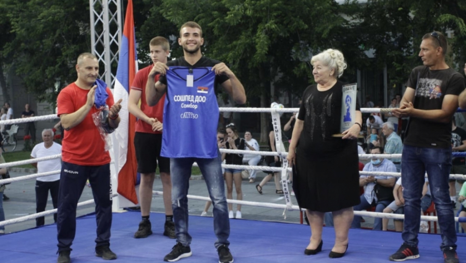 Veljko Ražnatović Sombor