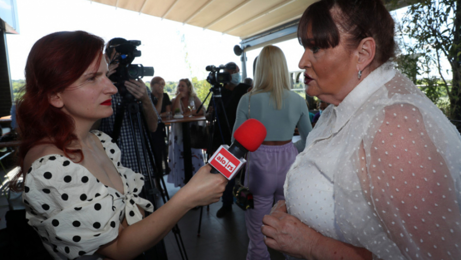 Jasmina Ana promocija knjige "Elitna prostitutka"