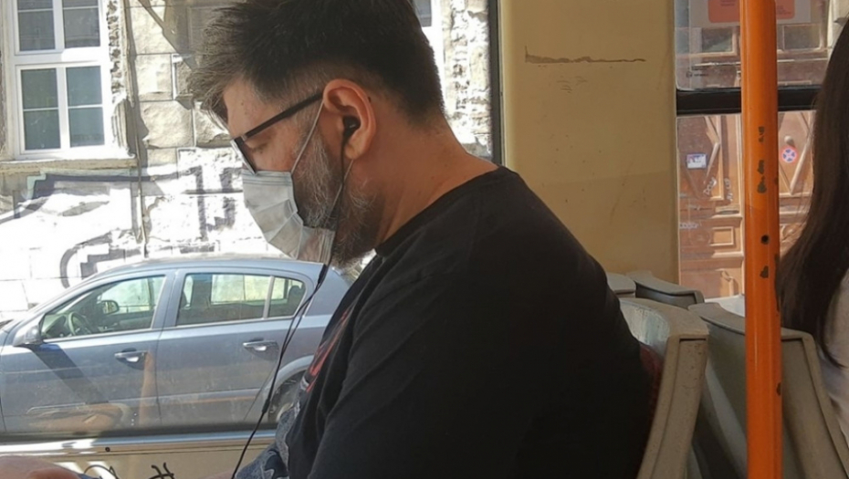 Maske i putnici galerija