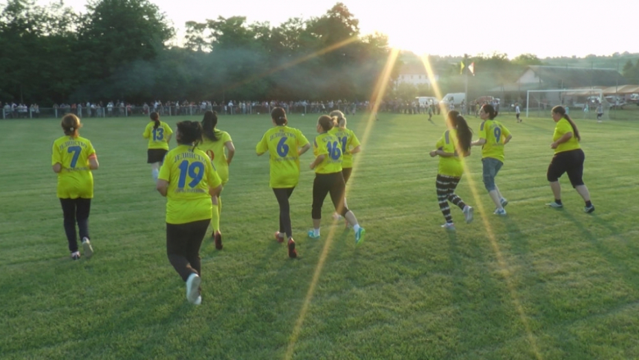 Neobičan ženski derbi 