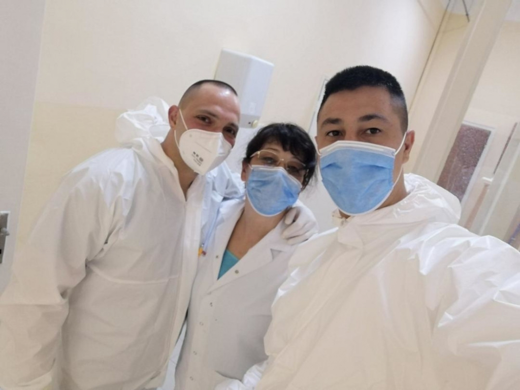 Nada sa svojim kolegama