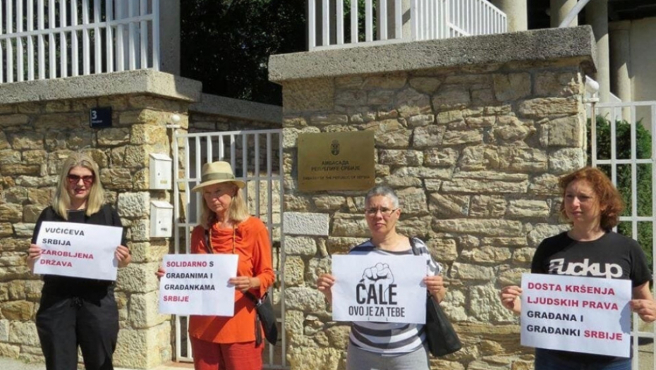 Hrvatice podržavaju nemire