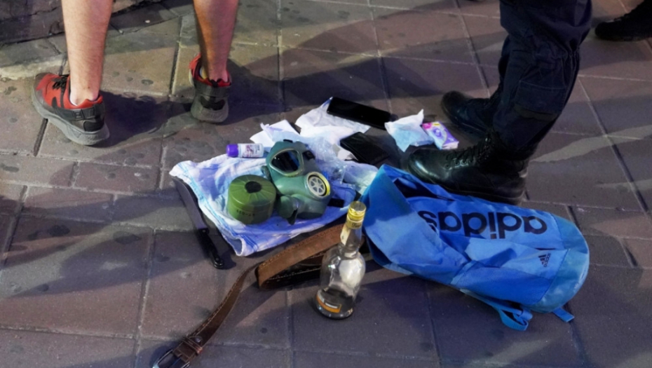 Pronađeni molotovljevi kokteli