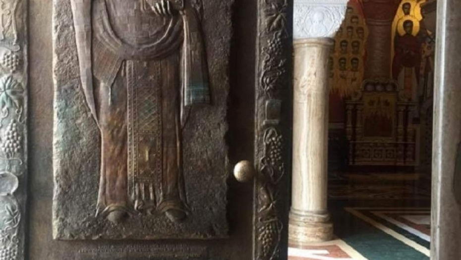 Saborni hram u Podgorici, crkva, ikone, freske, religija, SPC