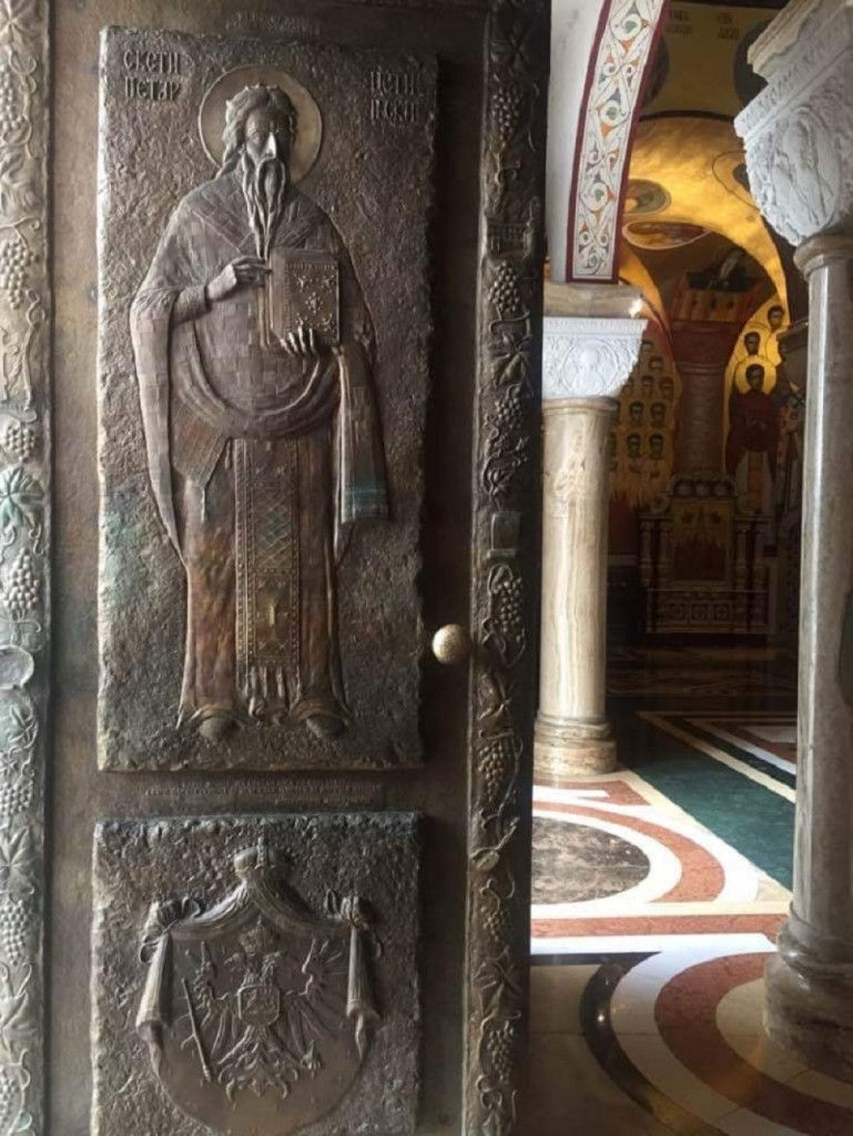 Saborni hram u Podgorici, crkva, ikone, freske, religija, SPC