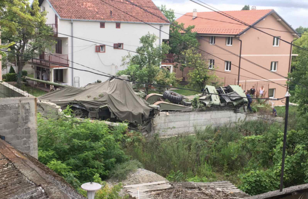 Kamion i tenk, incident u Žarkovu