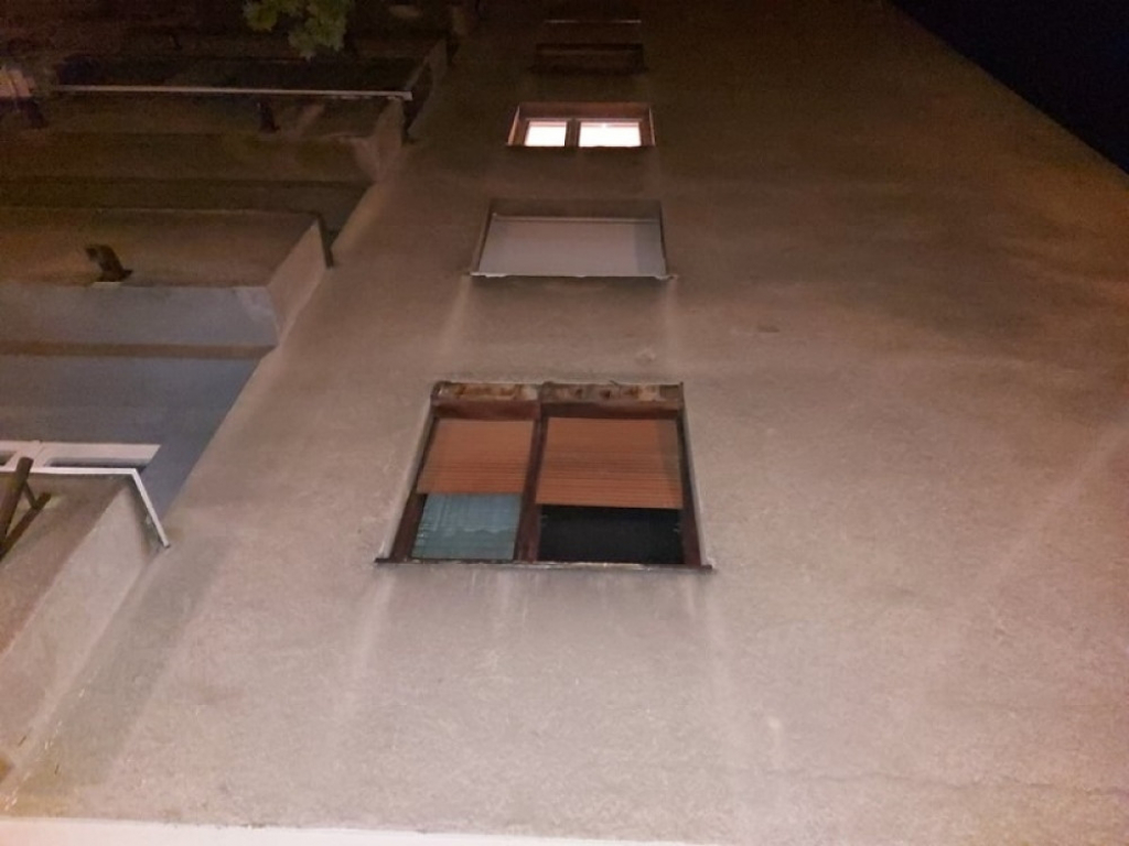 Prozor, stan, zgrada