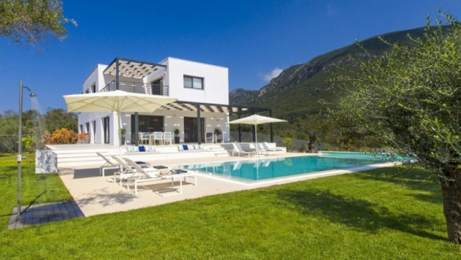 Vila Almira Akasta na ostrvu Krf