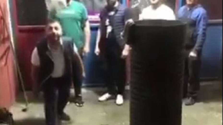 Zanimljiva igra sa loptom