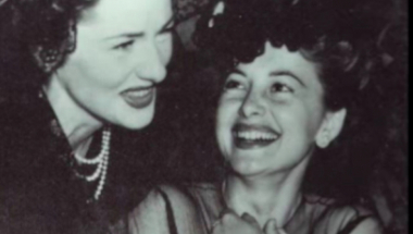 Olivija De Hevilend, Džoan Fontejn