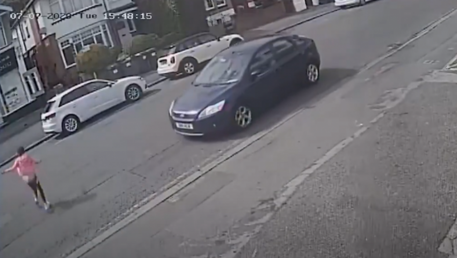 Devojčicu udario auto