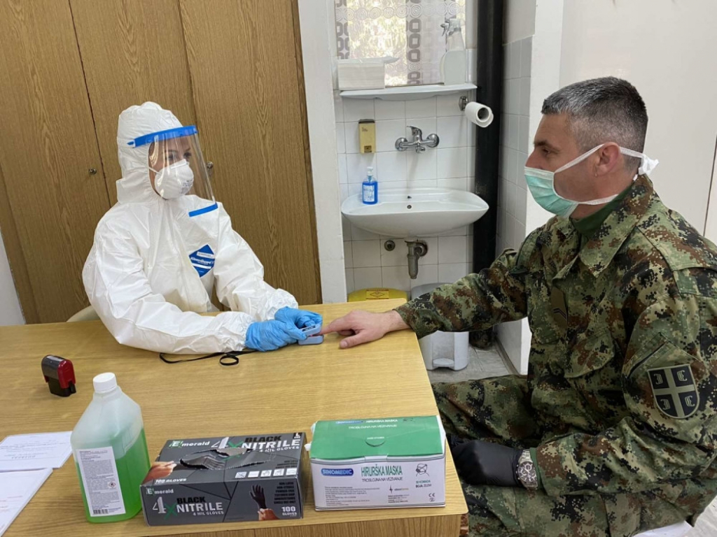 Od početka epidemije pregleda pod punom opremom