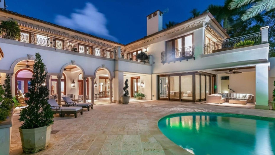 Vila Dženifer Lopez