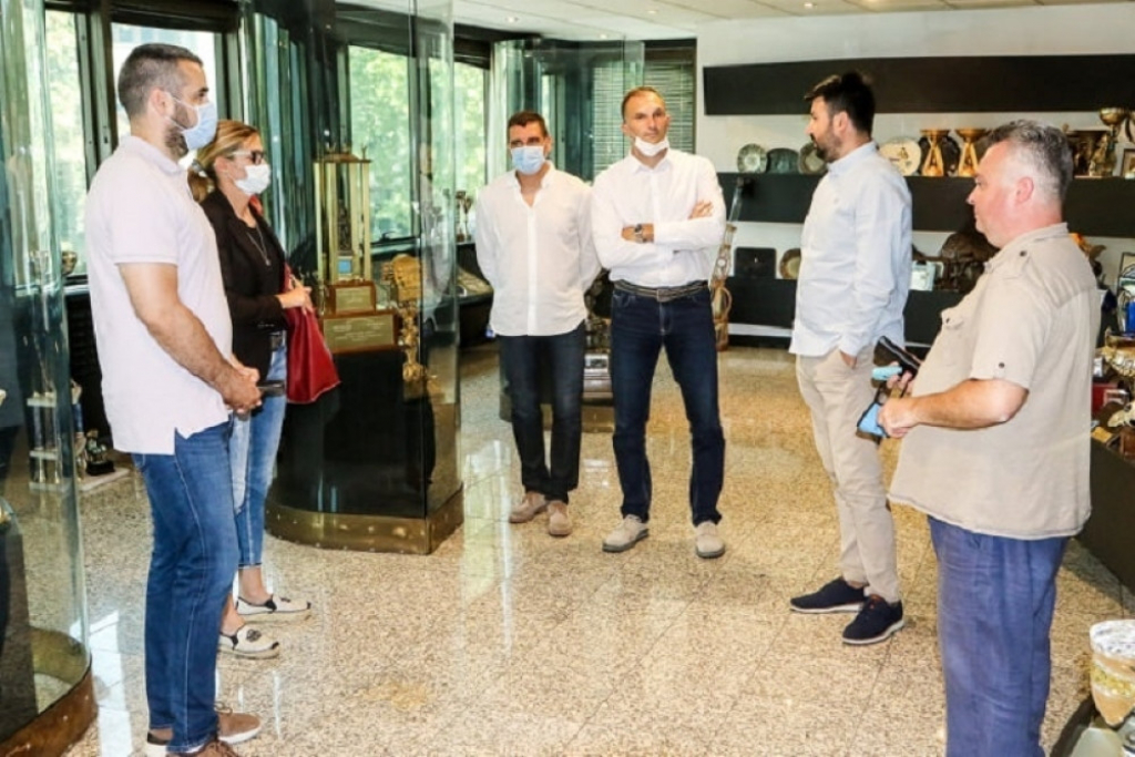 Generalni sekretar Sportskog društva Crvena zvezda sa gostima