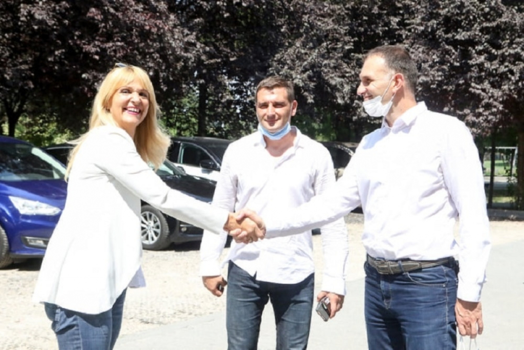 Čelni ljudi iz Zrenjanina sa domaćinima